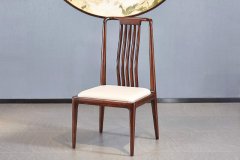 典雅大方卻不落俗套，選新中式家具裝修準沒錯